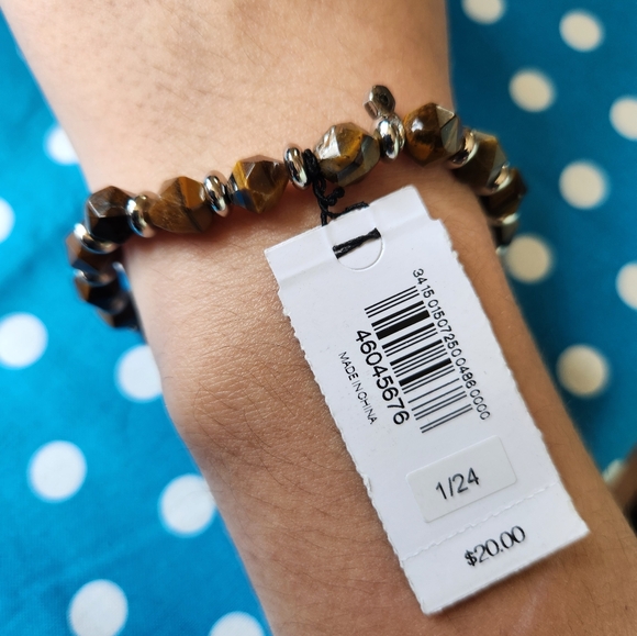 Express Genuine Stone Stretch Bracelet NWT - Picture 1 of 3
